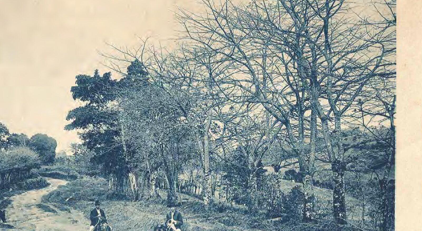 Campesinos a caballo en el camino a Dulce Nombre, Tres Ríos, 1922.